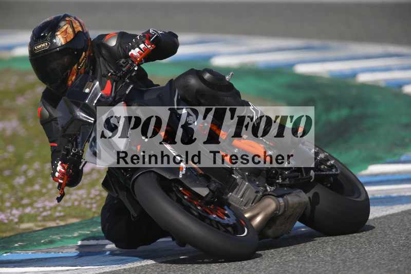 /01 26.-28.01.2024 Moto Center Thun Jerez/Gruppe rot-red/88